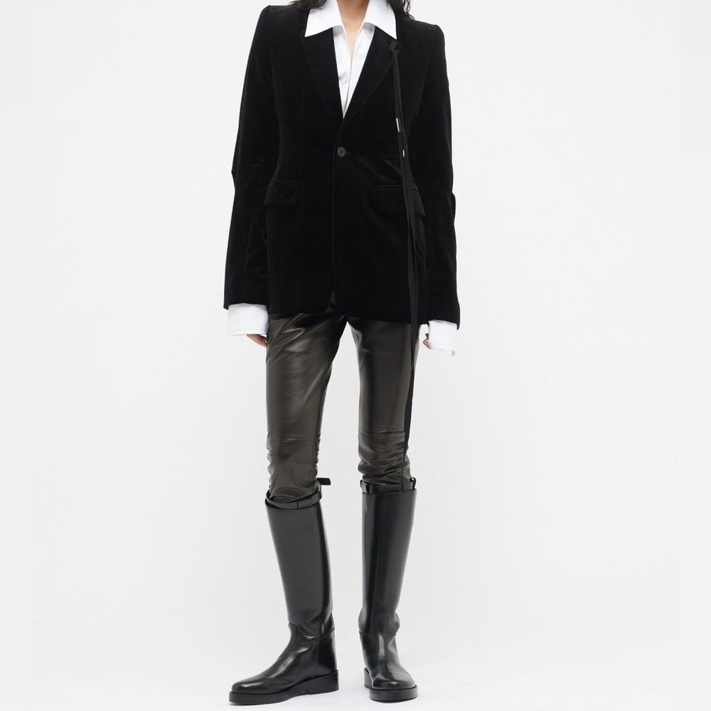 Chic Black Calfskin Knee-High Riding Boots | Sleek Leather, Adjustable Strap